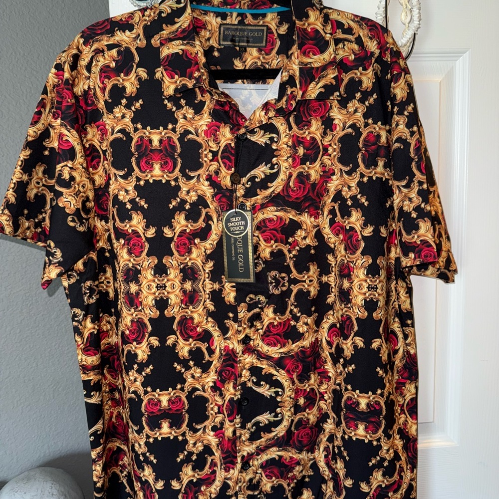 Baroque Gold Button Up